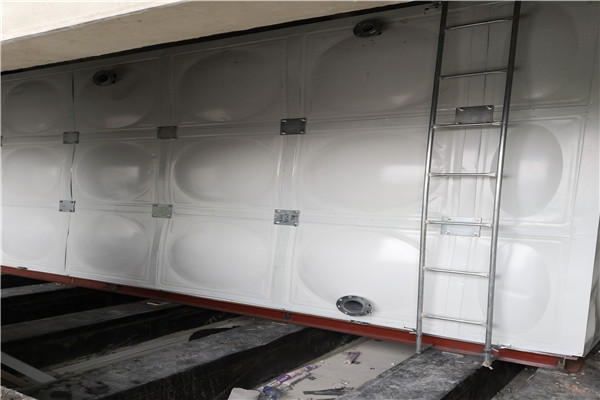 广安组合式不锈钢保温水箱