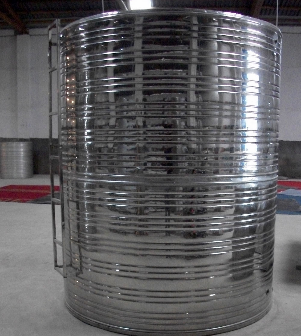 广汉不锈钢圆柱形水箱